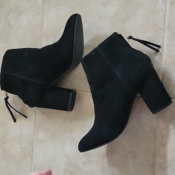 STEVE MADDEN Suede Leather Bootie Size 7.5 M - Picture 3 of 9